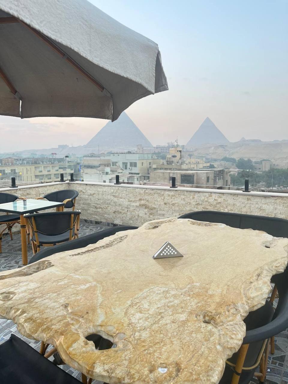 Aziz Egypt Pyramids View Hotel Kafret el-Gabal Екстериор снимка